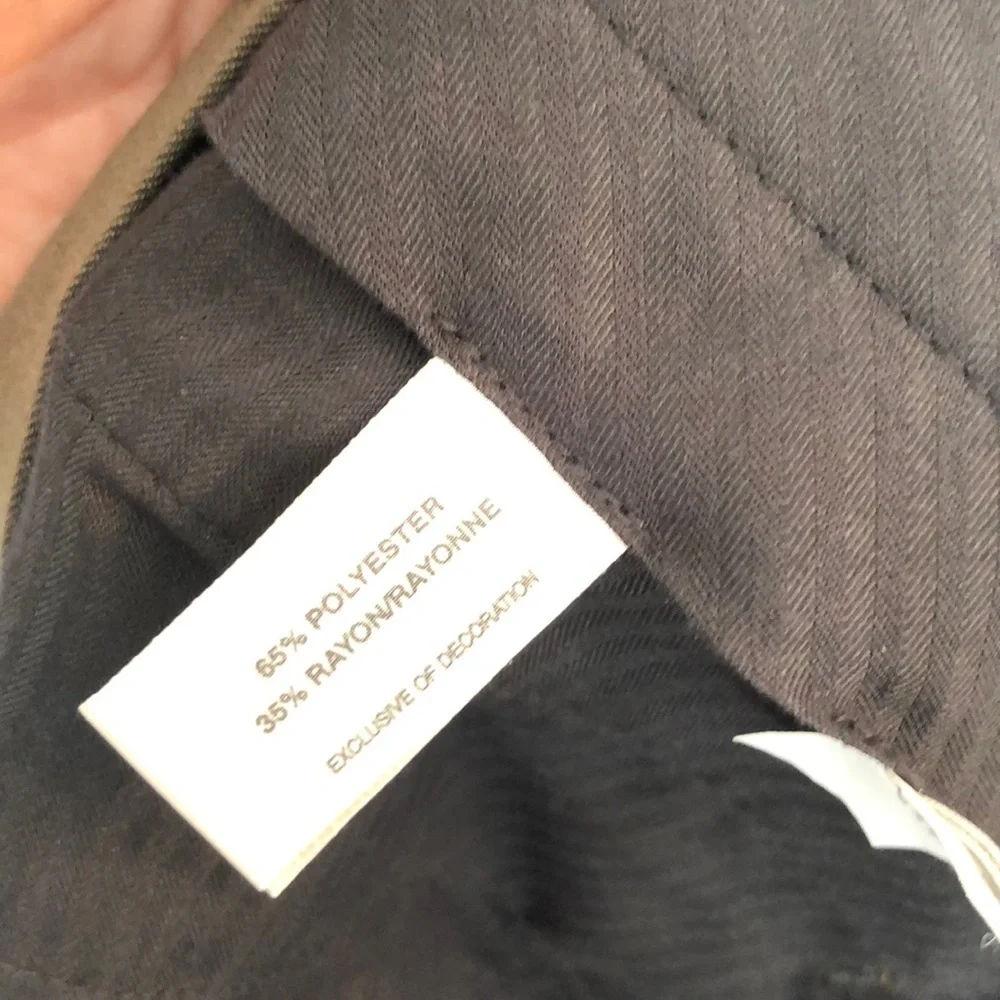 Cutter & Buck | NWT Olive Green Pleated Front Shorts📦
